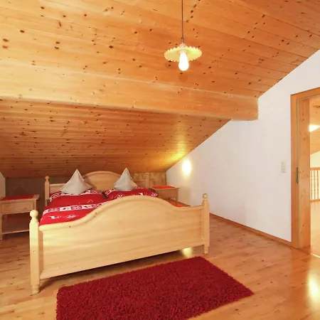 Luxurious In Sankt Gallenkirch Near Ski Lift דירה
