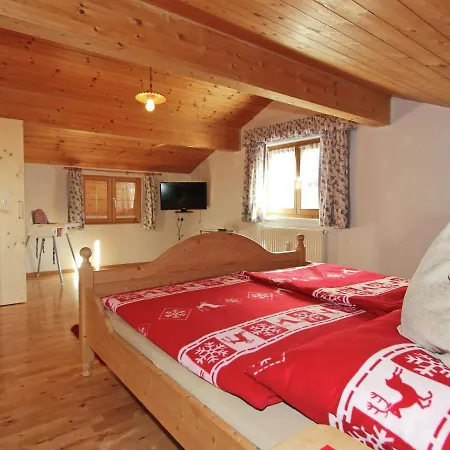 Luxurious In Sankt Gallenkirch Near Ski Lift גורטיפוהל